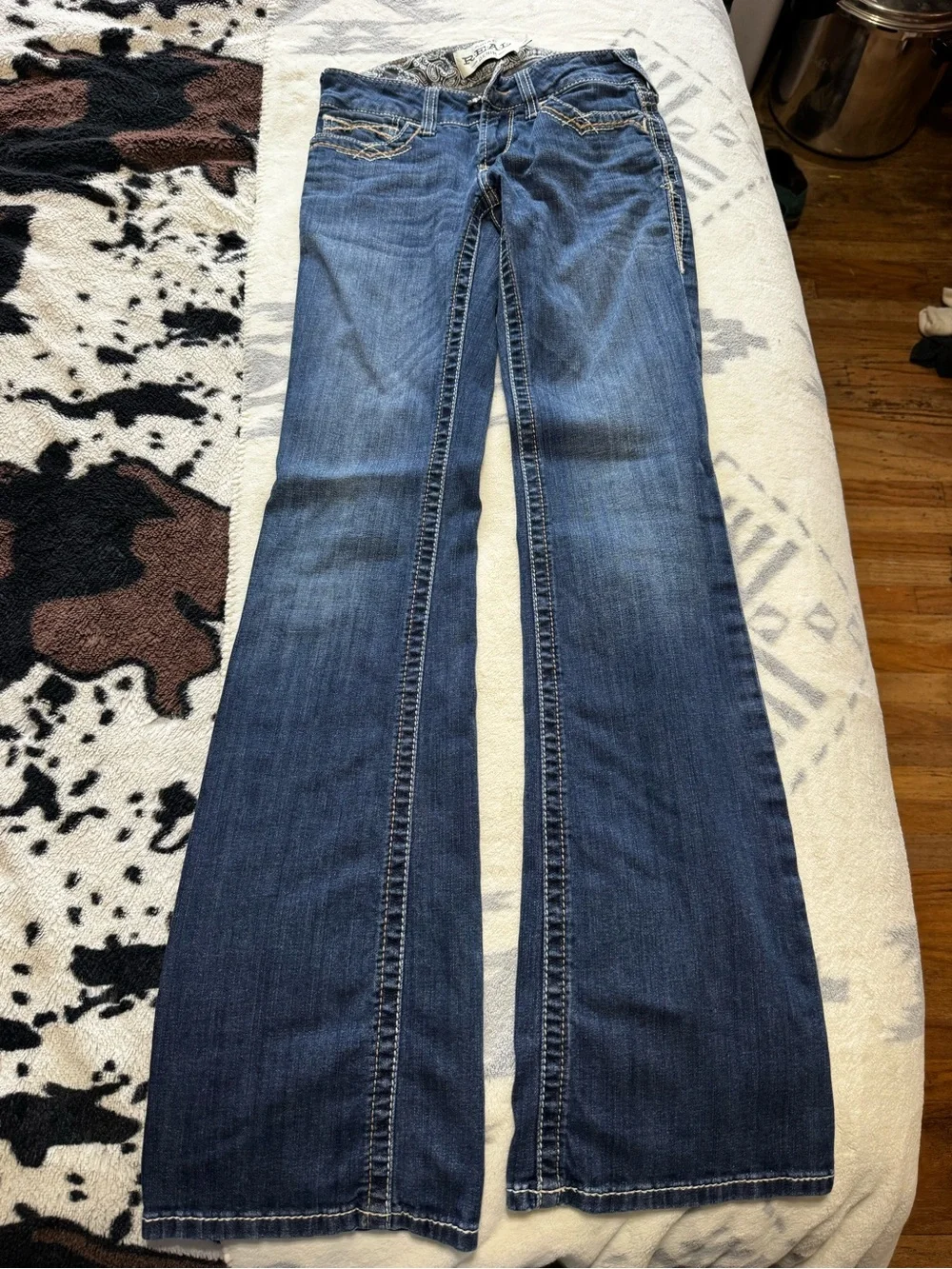 Womens Ariat jeans size 26 L
